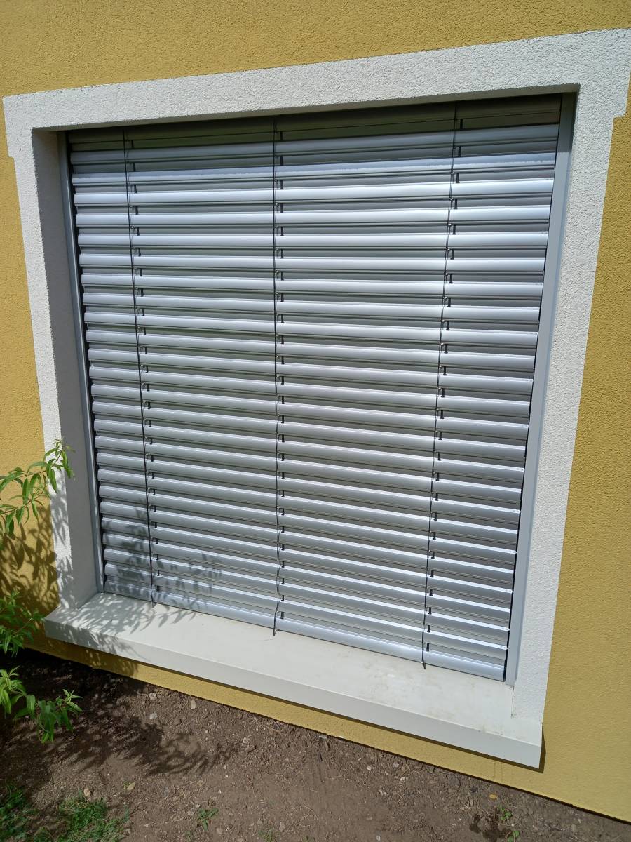 Brise-soleil motorisé
