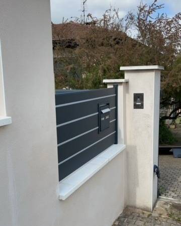 Installation d'une clôture