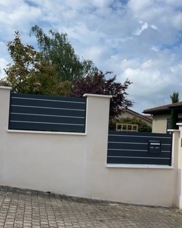 Installation d'une clôture