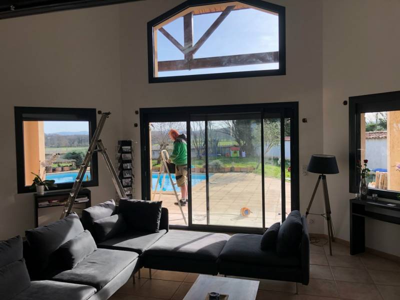 Rénovation de fenêtres pvc et aluminium et volets roulants gris anthracite