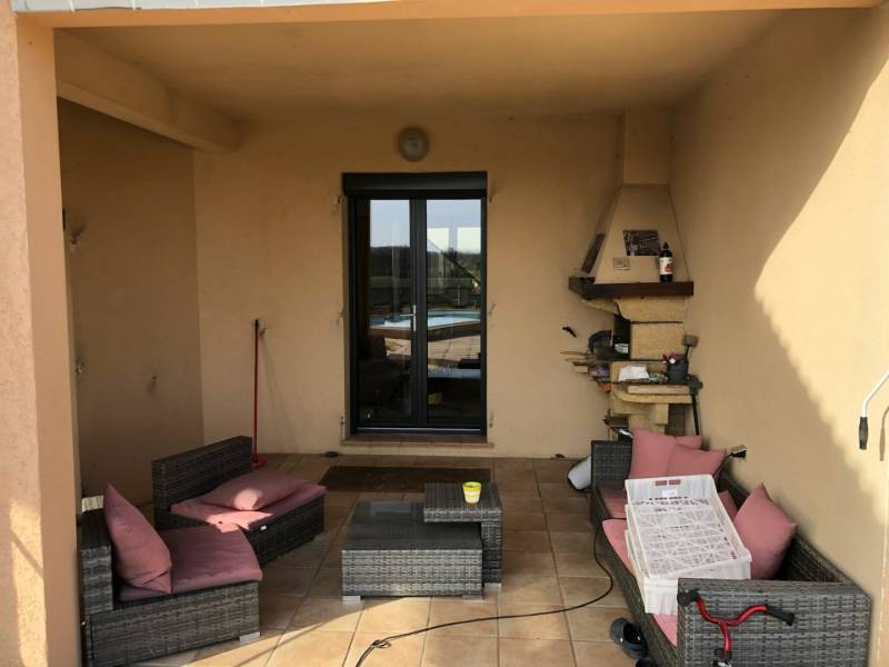 Rénovation de fenêtres pvc et aluminium et volets roulants gris anthracite