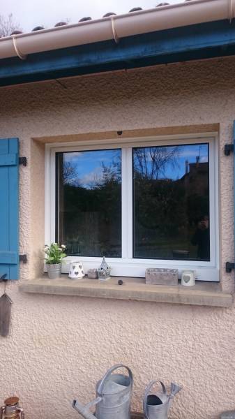 Installation de nouvelles fenêtres à Toussieux