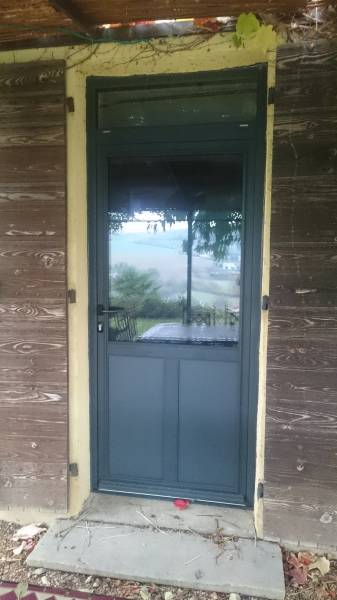 Porte d'entrée aluminium