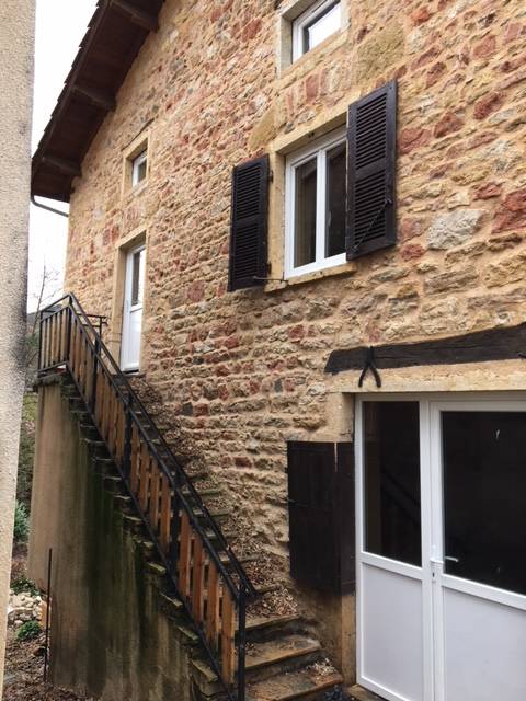 Menuiserie PVC en rénovation à  Rivolet