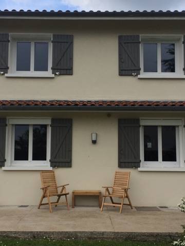 Installation de Fenêtres pvc blanc  et volets battants aluminium à Sainte Euphémie