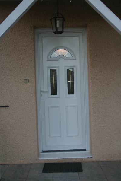 Porte d'entrée PVC