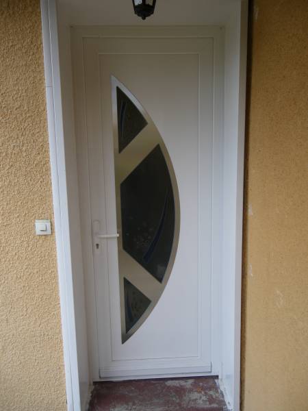 Porte d'entrée PVC