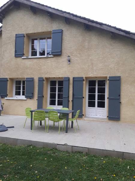 Fourniture et pose de fenêtres pvc à Arnas