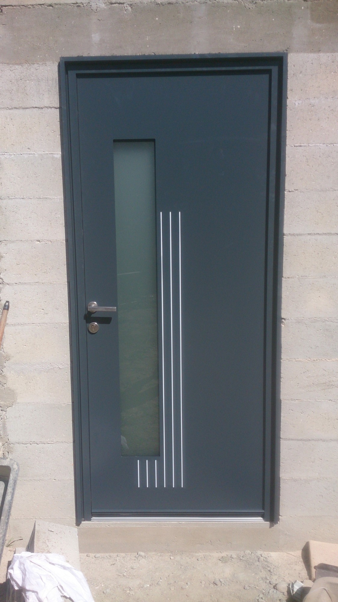 Porte d'entrée aluminium