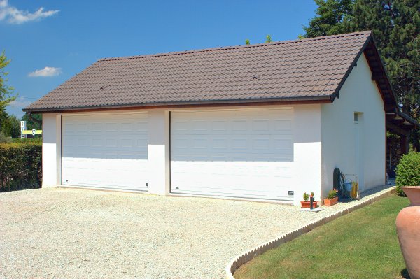 Porte de garage sectionnelle à cassettes
